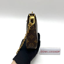 Load image into Gallery viewer, LV Multi Pochette Khaki Strap
