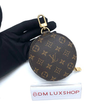 Load image into Gallery viewer, LV Monogram Multi Pochette Khaki Strap
