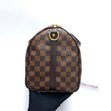 Load image into Gallery viewer, LV Damier Speedy 30 with strap
