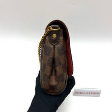 Load image into Gallery viewer, LV Damier Favourite
