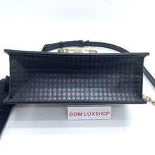 Load image into Gallery viewer, Dior Black Montaigne 30 Chain Bag
