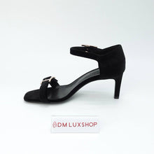 Load image into Gallery viewer, Hermes Judy 105 Sandal Noir
