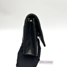 Load image into Gallery viewer, Chanel Black Caviar CF WOC SHW Serial 31
