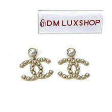 Load image into Gallery viewer, Chanel Pearl CC Logo Earring
