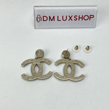 Load image into Gallery viewer, Chanel Pearl CC Logo Earring
