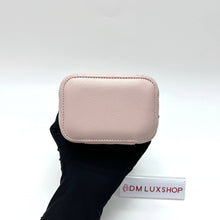 Load image into Gallery viewer, Chanel Sakura Pink Caviar Vanity Case GHW Serial 30
