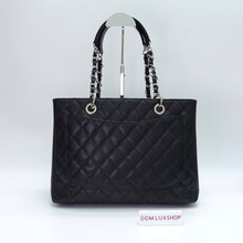 Load image into Gallery viewer, Chanel Black Caviar GST SHW Serial 19
