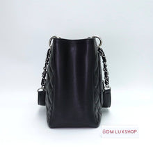 Load image into Gallery viewer, Chanel Black Caviar GST SHW Serial 19
