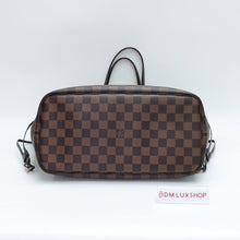 Load image into Gallery viewer, LV Damier Neverfull MM
