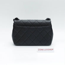 Load image into Gallery viewer, Chanel So Black Caviar My Everthing Flap Bag (Serial 31)
