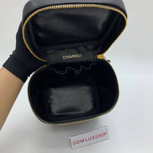 Load image into Gallery viewer, Chanel CC Timeless Vanity, Serial 3
