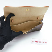 Load image into Gallery viewer, LV Monogram Pochette Twin GM
