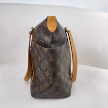Load image into Gallery viewer, LV Monogram Totally MM
