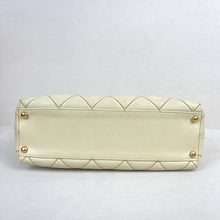 Load image into Gallery viewer, Vintage Chanel Beige Hobo Bag Serial 7

