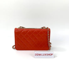 Load image into Gallery viewer, Chanel Trendy WOC
