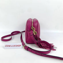 Load image into Gallery viewer, Gucci Soho Sling Bag

