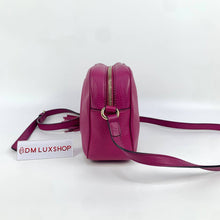 Load image into Gallery viewer, Gucci Soho Sling Bag
