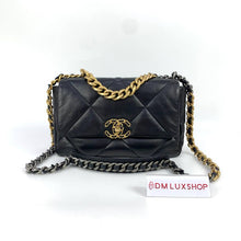 Load image into Gallery viewer, Chanel 19 Lambskin GHW (microchip)
