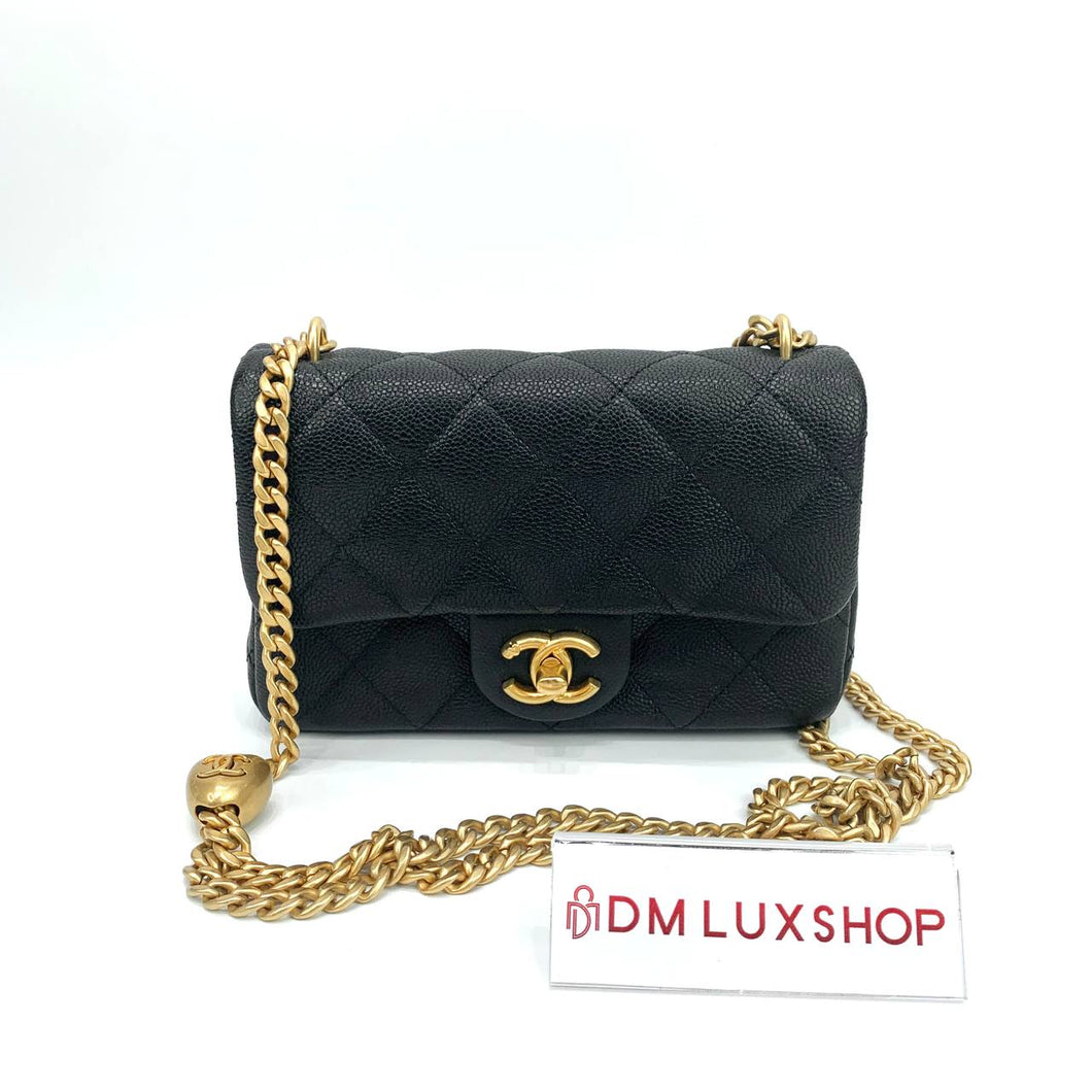 Chanel 24P Black Caviar Sweetheart Flap Bag GHW (Microchip)