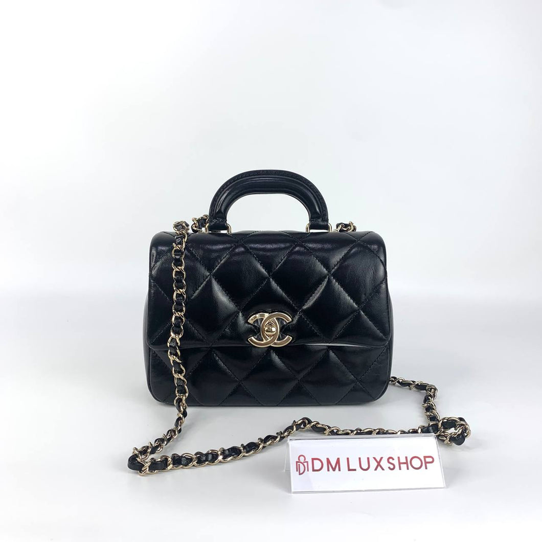 Chanel 24C Bag with Top Handle (Microchip)