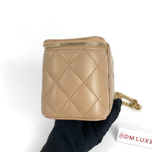 Load image into Gallery viewer, Chanel 22K Lambskin Vanity Case with Gold Chain (Microchip)
