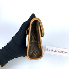 Load image into Gallery viewer, LV Monogram Florentin
