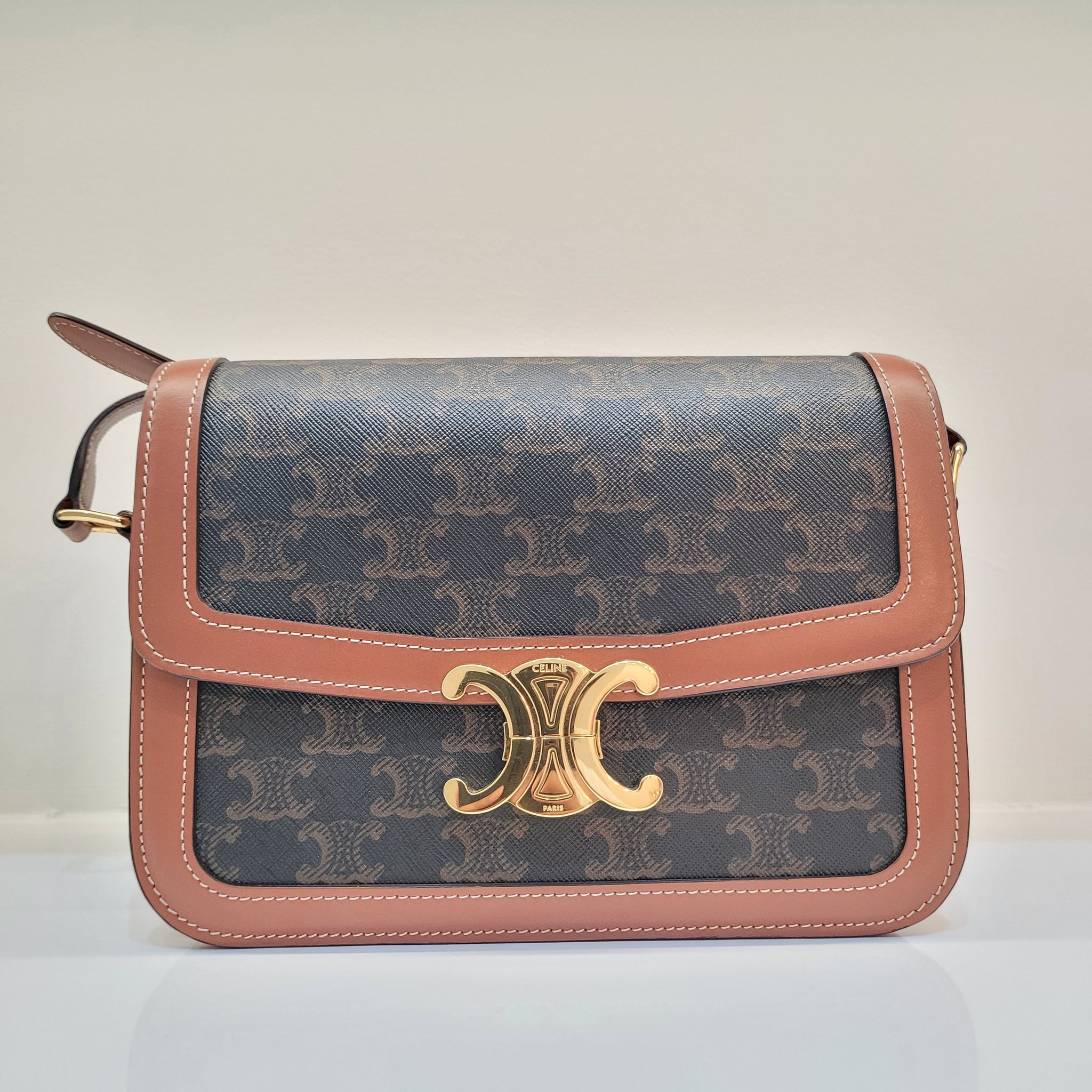 Triomphe vintage cloth handbag Celine Brown in Cloth - 32938994